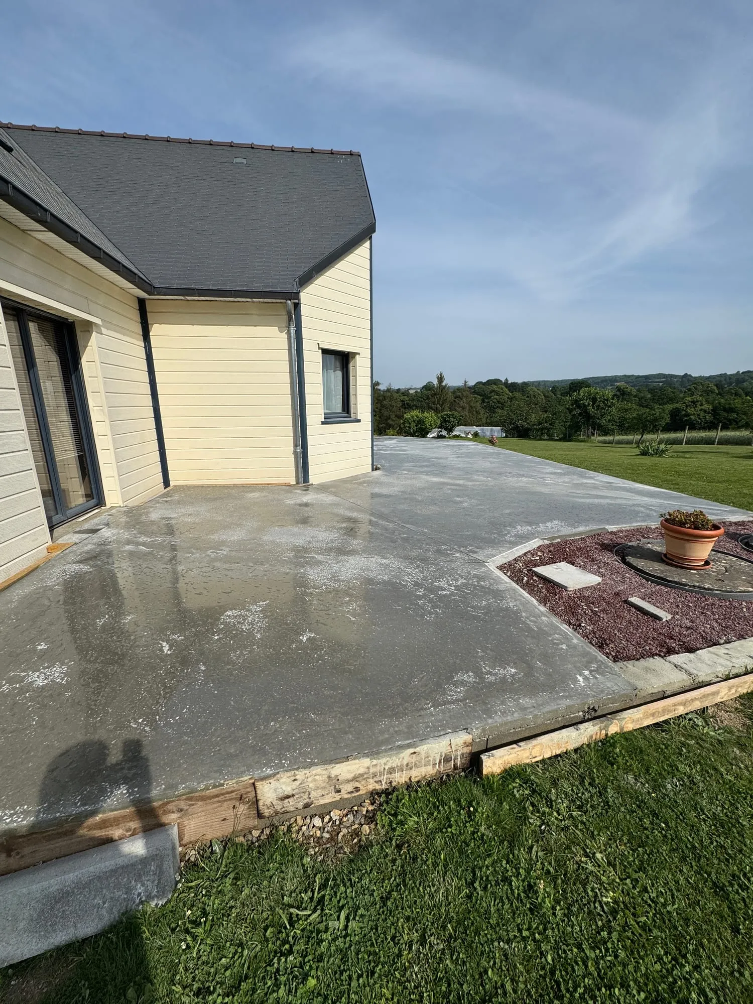 Terrasse et garage en béton en Normandie — réalisation MPSB 4